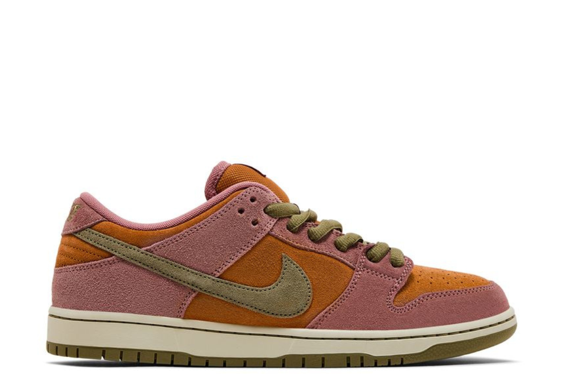 Nike Dunk SB Red Stardust