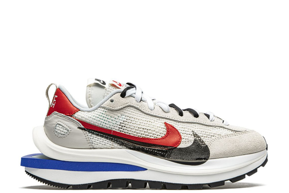 Nike Vaporwaffle Sacai Sail Fuchsia Royal