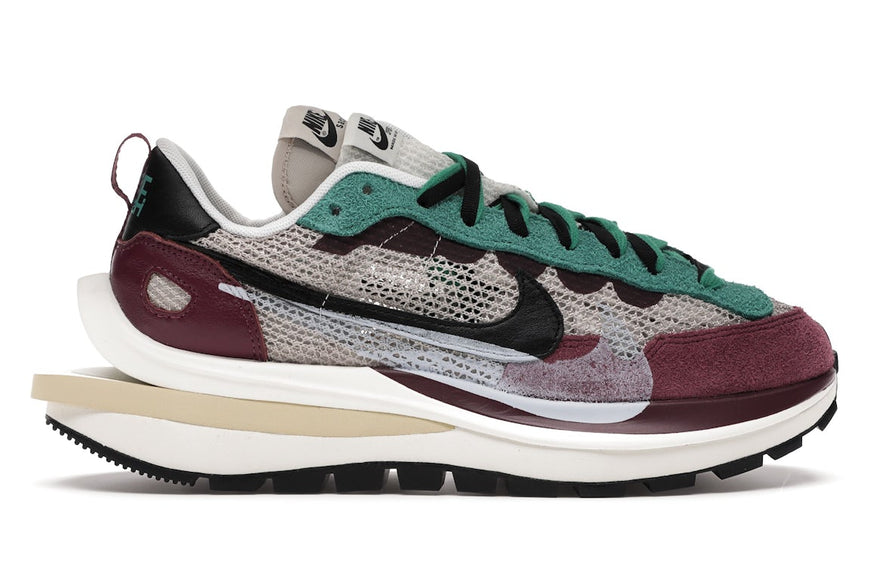 Nike Vaporwaffle Sacai ( Vilain Red Neptune Green ) 2020